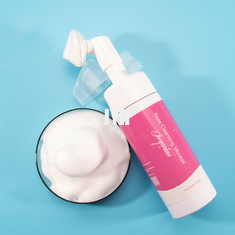 OEM Skincare die 120ml de Gezichtswas van het het Vlekkenmiddelengezicht van de Reinigingsmiddelenmeeëter schuimen