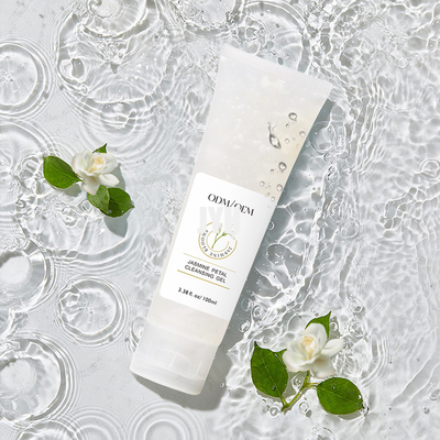 ODM Jasmine Face Wash Foaming Facial de Opheldering van de Reinigingsmiddelensmet