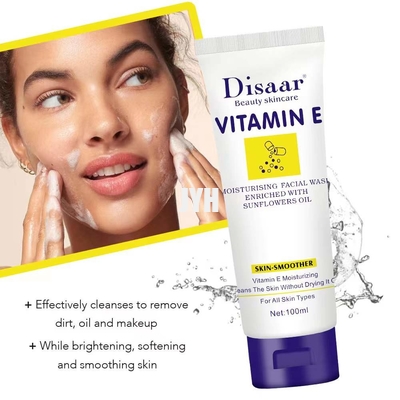 OEM die Gezichtsreinigingsmiddelen Natuurlijke Vitamine E schuimen die Gezichtsreinigingsmiddel witten