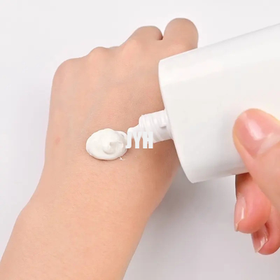 De uvglutathione van de Make-upschoonheidsmiddelen van het Beschermingsgezicht Verfrissende Bevochtigende Lotion van de Zonroom