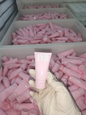 Verkleining van poriën Gezichtsbleekcrème met lactobionzuur Niacinamide Acnecrème